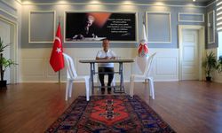 Antalya’nın o ilçesinde belediye başkanı plastik sandalye ve masada görevini yapıyor... Nedeni ortaya çıktı