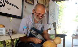 Emekli öğretmenin hobisi işi oldu… Öğretmenden hayran bıraktıran eserler