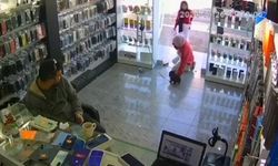 Köpeği severken ölümüne neden oldular