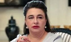 Siyah Kalp Hikmet kimdir, gerçek adı ne? Esra Dermancıoğlu kimdir, kaç yaşında? Esra Dermancıoğlu hangi dizilerde oynadı?