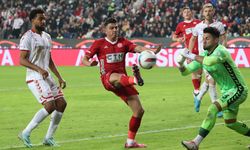 Antalyaspor nefes aldı 2-1