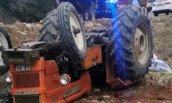 Antalya’da yaşanan traktör kazası baba ve kızını birbirinden ayırdı
