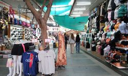 Antalya’da umutlar yılbaşı alışverişine bağlandı