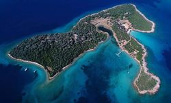 Kumları altın sarısı renkli Sedir Adası, havadan görüntülendi