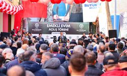 Denizli’de emekliye çay ücretsiz