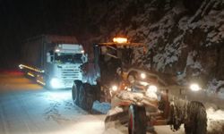 Karın kapadığı Antalya-Konya yolu trafiğe açıldı