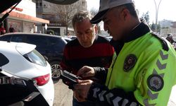 Yayaya yol vermedi ceza yağmuruna tutuldu, bahanesi ise ‘namazdan çıktım’ oldu