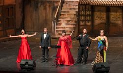 Antalyalılar Sevgililer Günü konserinde buluştu