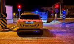 Polis aracına çarpan sürücü 3.74 promil alkollü çıktı