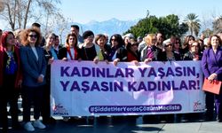 Antalya'da 8 Mart töreni gerçekleştirildi