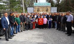 Başkan Muhittin Böcek Kadir Gecesini Elmalı’da geçirdi