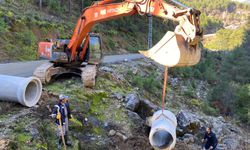 Alanya kırsalında yol mesaisi sürüyor