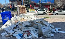 Muratpaşa’nın sokaklarında çöp isyanı… Manzara hayret ettirdi