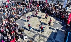Denizli’de nevruz heyecanı... Nevruz ateşi vatandaşları bir araya getirdi