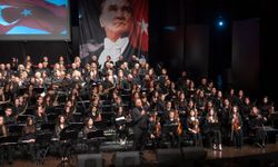 Dev orkestradan “Vatana Vefa” konseri