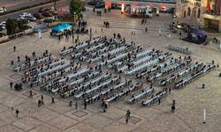Didim Belediyesi’nin iftar programlarına rekor katılım