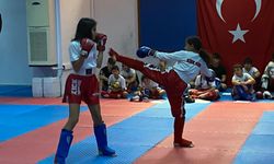 Geleceğin Kick Boks sporcuları kuşak atladı