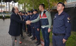 Korkuteli'de protokol bayramlaştı