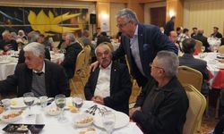 Kemer Belediye Başkanı Topaloğlu’ndan Kemer’in çınarlarına iftar