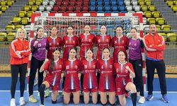 Kepez’in hentbolcularından büyük başarı