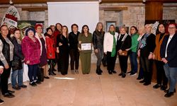 Kuşadalı kadınlara anlamlı etkinlik... Kadınlar kendilerini savunmayı öğrendi