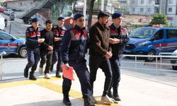 Otomobile asit döken 2 kişi tutuklandı