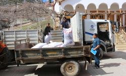 Antalya Büyükşehir Belediyesi’nden üreticilere yem desteği sürüyor