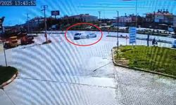 Zırhlı banka aracına otomobil çarptı