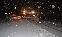Antalya-Konya karayolu beyaza büründü
