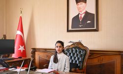 Antalya'nın çocuk valisi göreve başladı