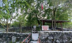 Antalya’da çok bilinmeyen sahabe türbesi dikkatleri üzerine çekti