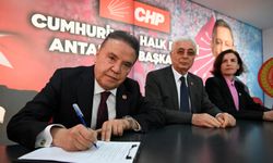 Ekrem İmamoğlu için ilk imza Başkan Muhittin Böcek’ten