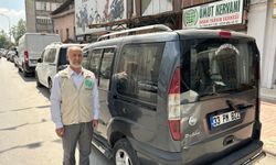 Mersin’de bir hayırsever aracını Gazze'ye bağışladı