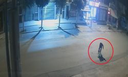 Servis bekleyen gence bıçaklı saldırı