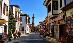 Antalya’nın kalbinde kriz… Tarihi Kaleiçi yok oluyor