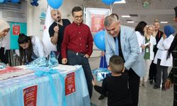 Kepez Devlet Hastanesi'nde 'otizm' farkındalığı