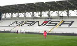 Manisa'da tribünler boş kaldı