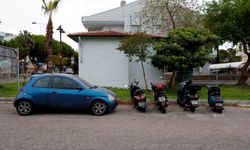 Lüks otomobiliyle 1 araç ve 6 motosikleti hurdaya çevirdi, rahat tavırları ile dikkat çekti