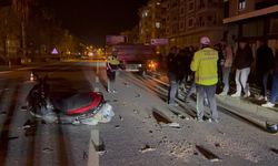 Tıra çarpıp kalbi duran motosikletli ambulanstaki kalp masajıyla hayata döndü