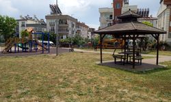 Ahatlı Mahallesi’nde parklar tehlike saçıyor… Halk tedirgin