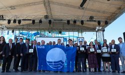 Alanya Belediyesi'nin sürdürülebilir mavi çalışmaları mavi bayrak ödülleri ile taçlandı