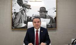 Antalya Büyükşehir Belediye Başkanı Muhittin Böcek’ten gençlere mesaj