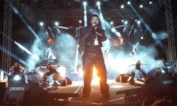 Karacaoğlan Kayısı Kültür ve Sanat Festivali'nin 63'üncüsü konserlerle renklendi