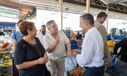 Manavgat Belediye Başkanı Niyazi Nefi Kara esnafın sorunlarını dinledi