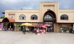 Mısır Çarşısı’nın esnafının derdi büyük… E ticaret küçük esnafı bitirdi