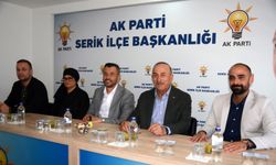 AK Parti Serik ilçe başkanlığında bayramlaşma töreni düzenlendi
