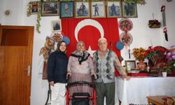 Aksu Belediye Başkanı İsa Yıldırım’ın eşi Emine Yıldırım gönüllere dokundu