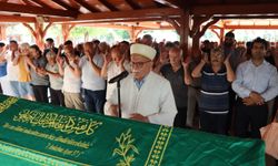 Antalya basını Nuri Erkal'ı son yolculuğunda yalnız bırakmadı
