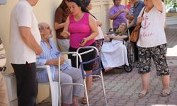 Antalya'da yangın paniği, apartman dumanla kaplandı
