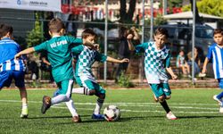 Antalya Büyükşehir Futbol Akademisi yetenek peşinde... Kayıtlar başladı